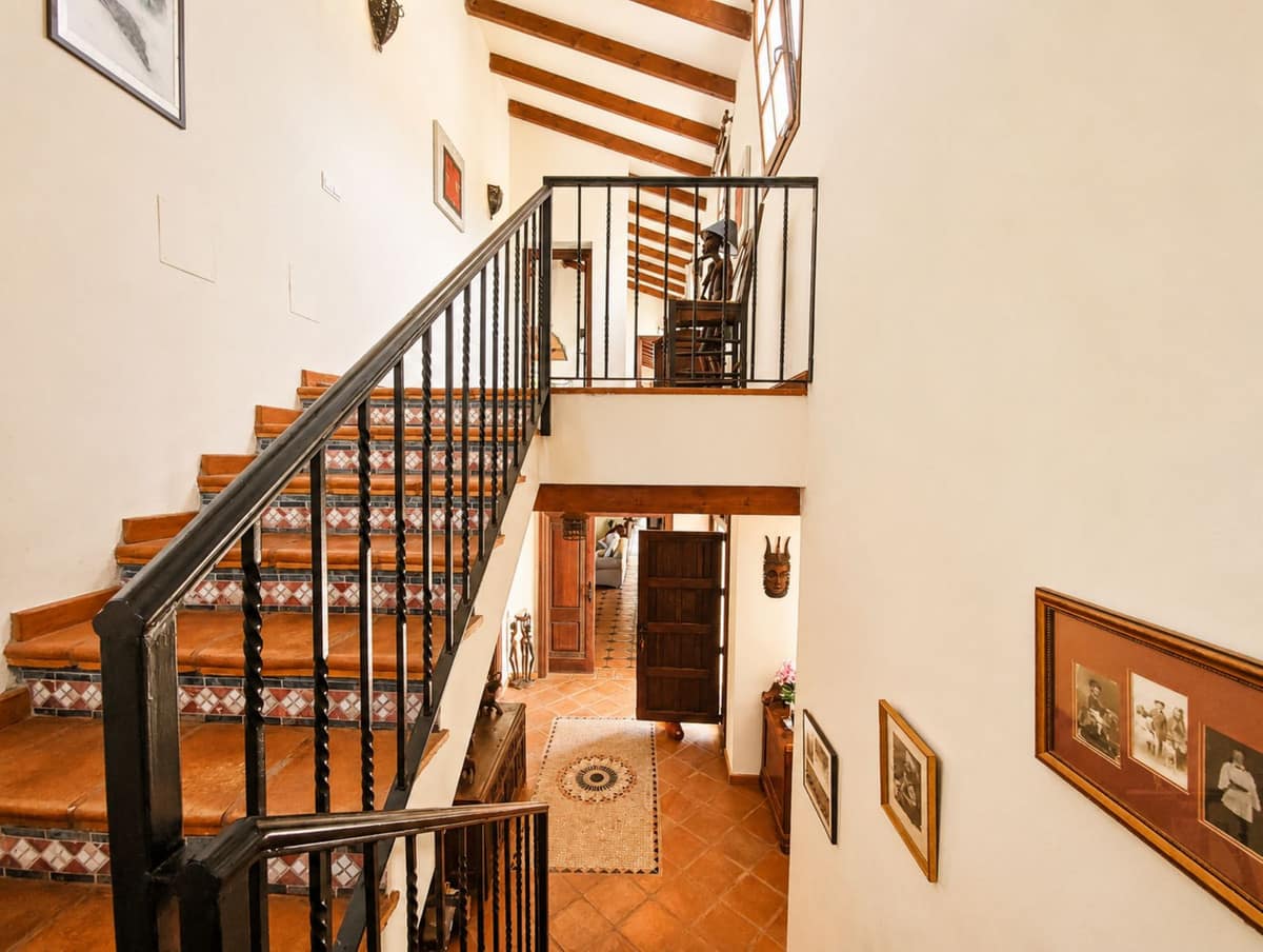 Andalusisch cortijo met 4 slaapkamers in Casares in Casares - foto 17
