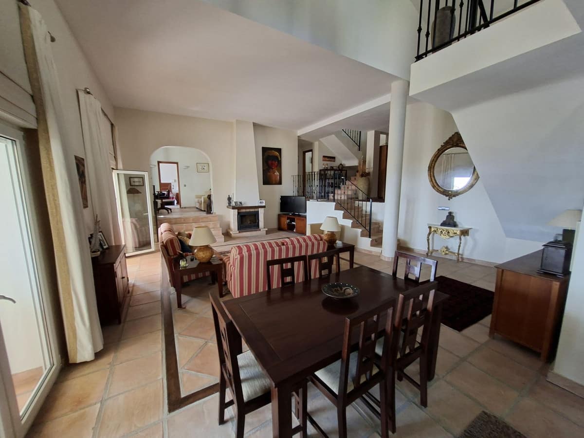 4 bedroom House in La Duquesa in La Duquesa - foto 15