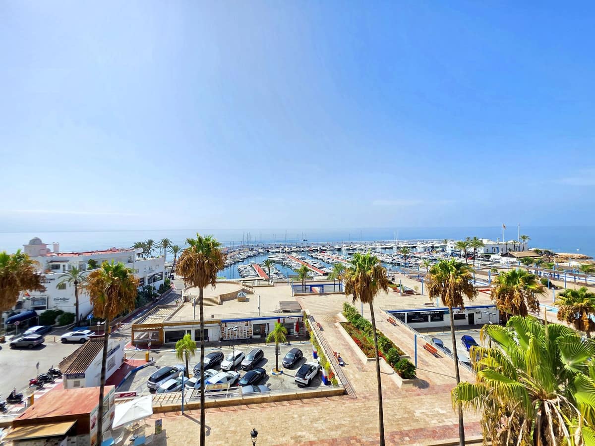 Appartement met frontaal zeezicht en actieve toeristenvergunning – Marbella Promenade Centrum in Marbella - foto 2