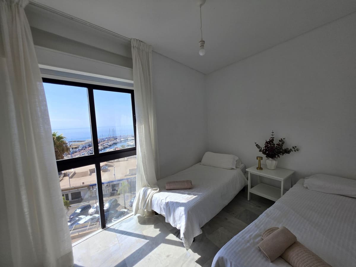 Appartement met frontaal zeezicht en actieve toeristenvergunning – Marbella Promenade Centrum in Marbella - foto 3