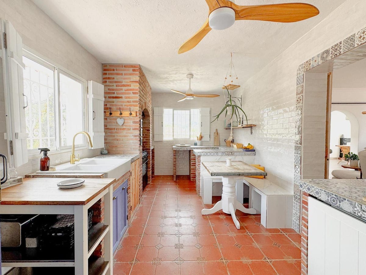 4 bedroom House in Nerja in Nerja - foto 8