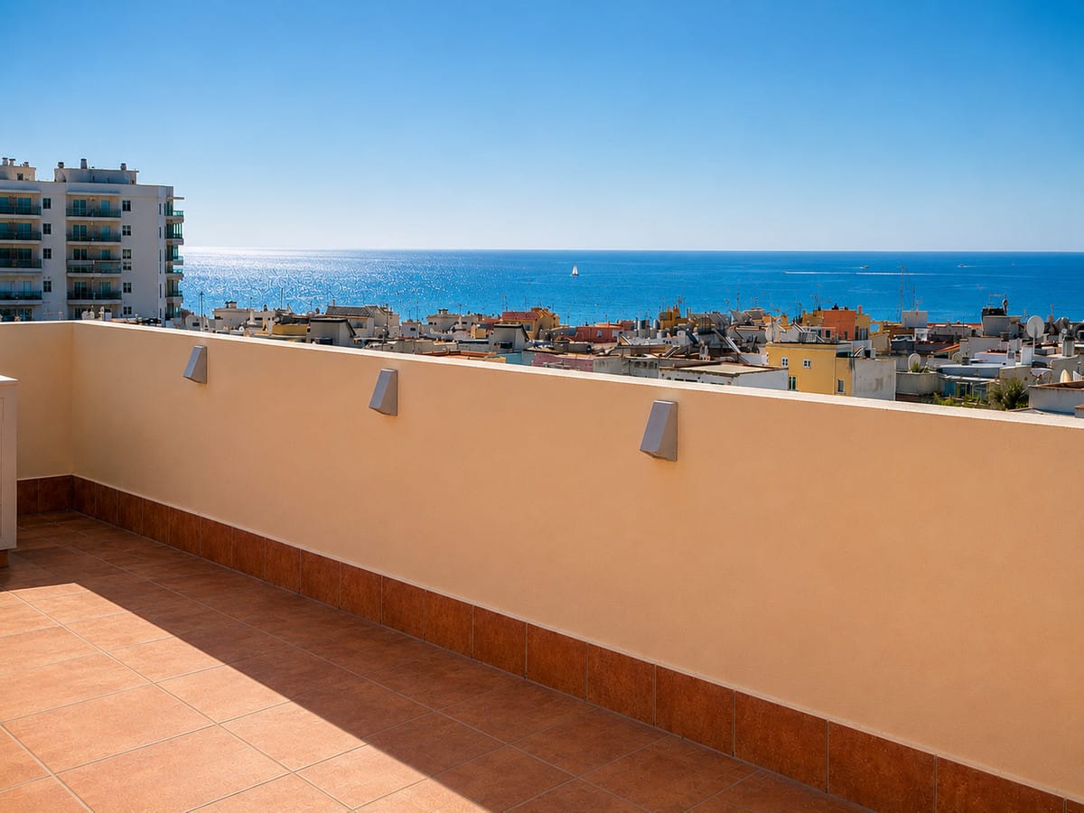 2 bedroom Apartment in Estepona in Estepona - foto 4