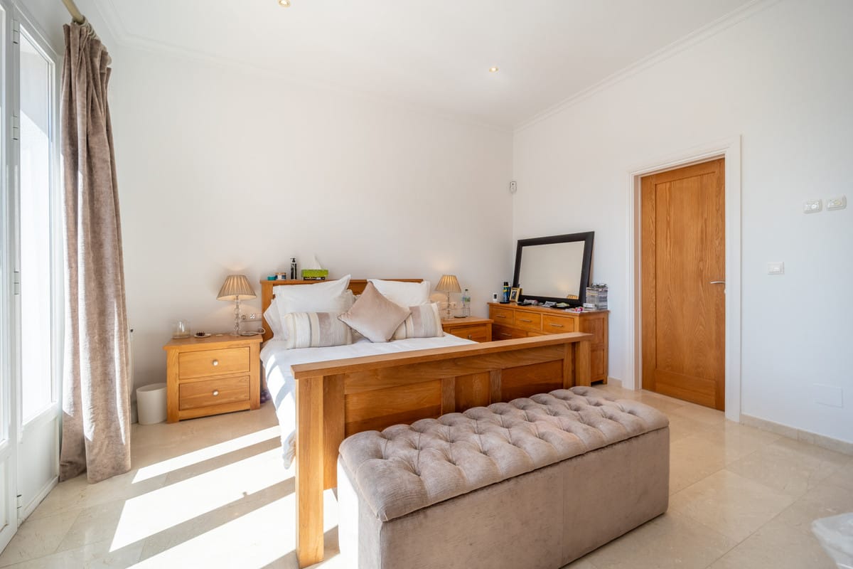 Villa met 4 slaapkamers in Istán, Málaga in Istán - foto 11