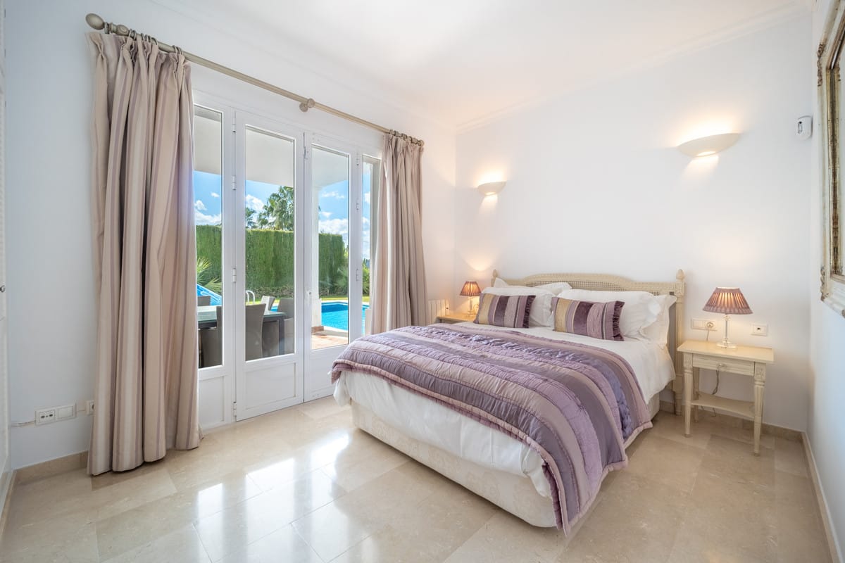 Villa met 4 slaapkamers in Istán, Málaga in Istán - foto 16