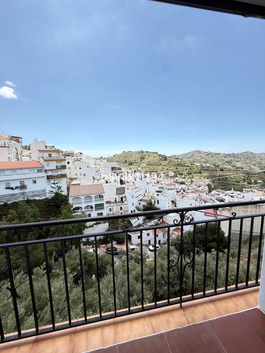 4-slaapkamerhuis en twee onafhankelijke panden in Cómpeta (Málaga) in Cómpeta - foto 5