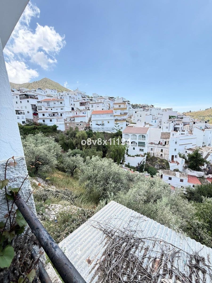 4-slaapkamerhuis en twee onafhankelijke panden in Cómpeta (Málaga) in Cómpeta - foto 7