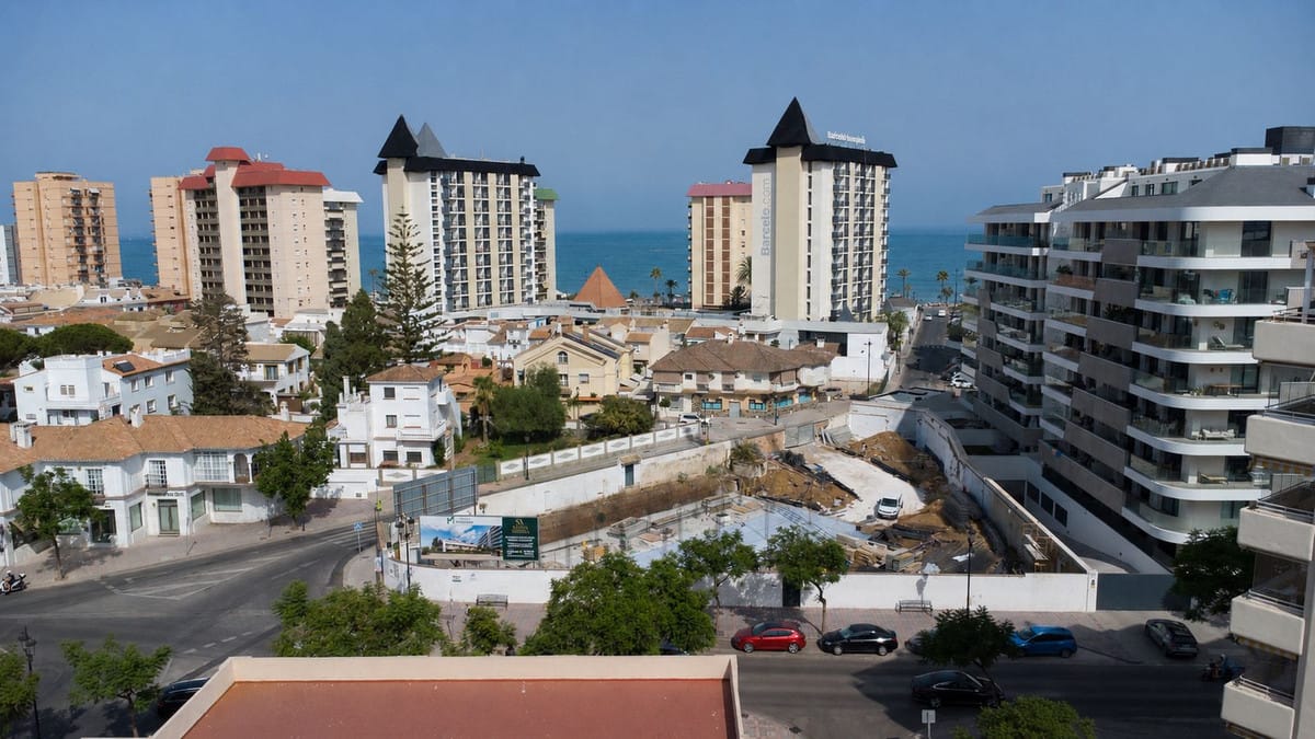 Luxe volledig gerenoveerd zeezicht appartement te koop in Sohail, Fuengirola | 2 slaapkamers in Fuengirola - foto 13