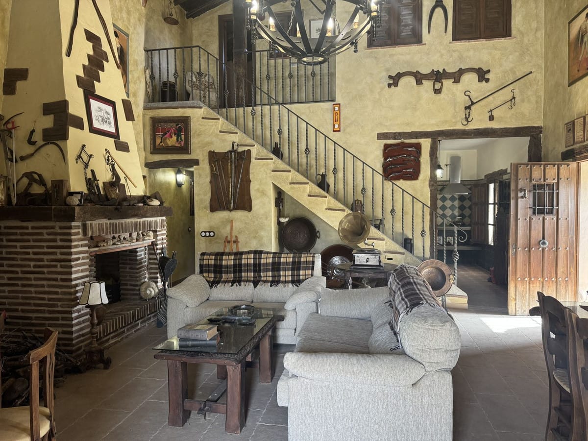 Finca met 3 slaapkamers te koop in Alfarnate, Málaga in Alfarnate - foto 13