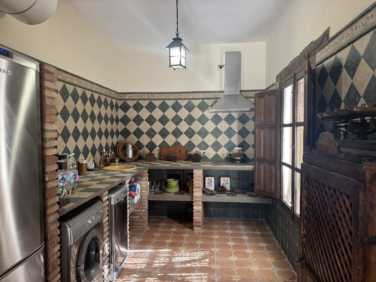 Finca met 3 slaapkamers te koop in Alfarnate, Málaga in Alfarnate - foto 17