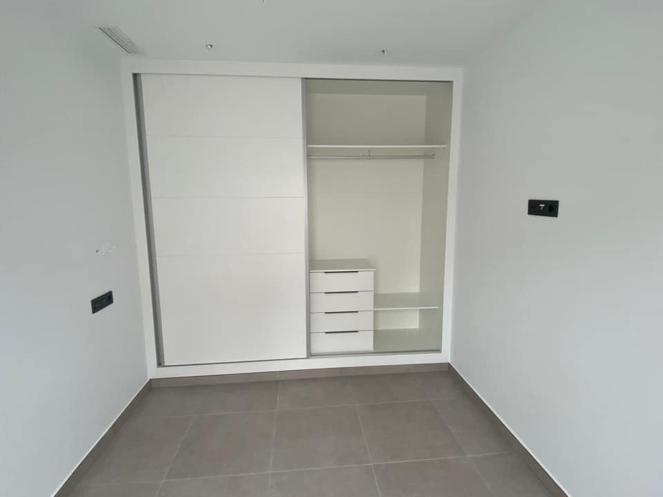 hh61330223-01-image-8