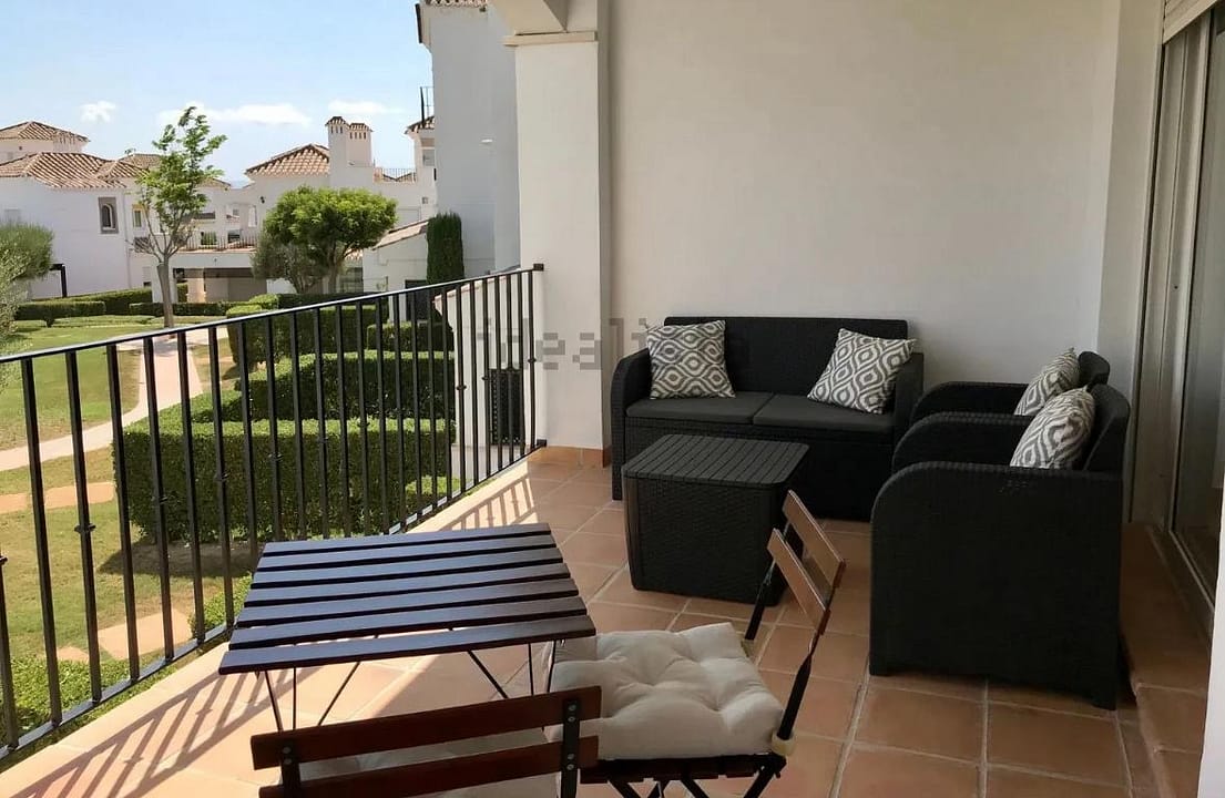 6d9fdbfe-9007-41c0-95a7-a39908b2e849 (002)