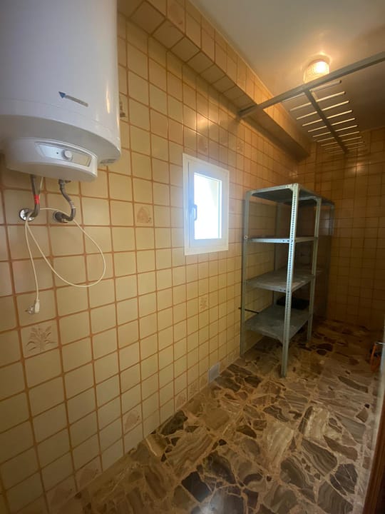 9c8668cb-581d-45d3-a775-cf2946365e93