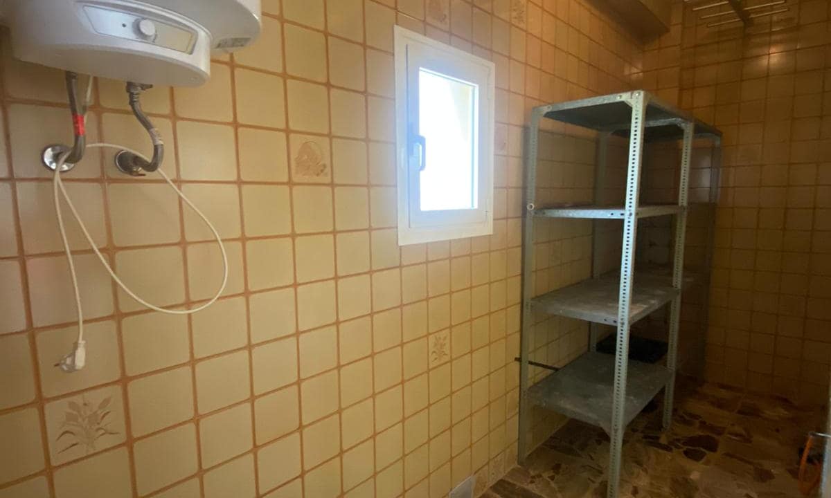 9c8668cb-581d-45d3-a775-cf2946365e93