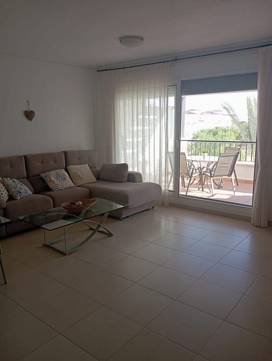 db99c0e6-77a1-4958-a389-20e92085e595