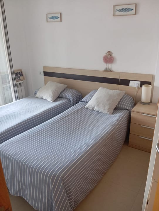 38d7c43a-3b3f-478d-81b0-fe6339e24a27