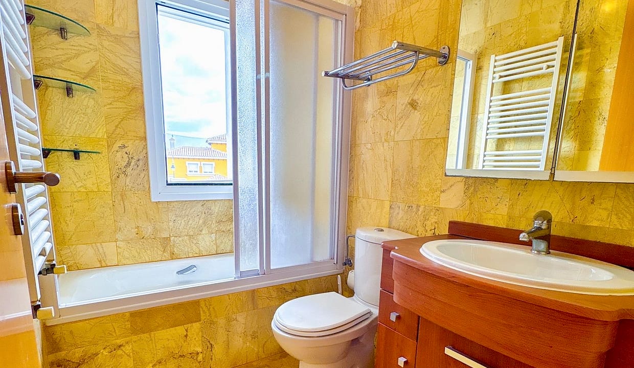 Photo-1-5-25-19-45-43-3