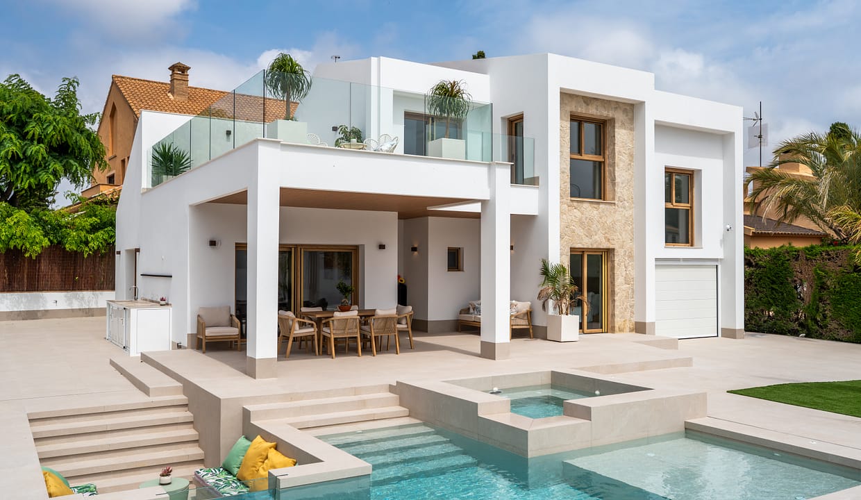 Luxury Four Bed Villa Alicante