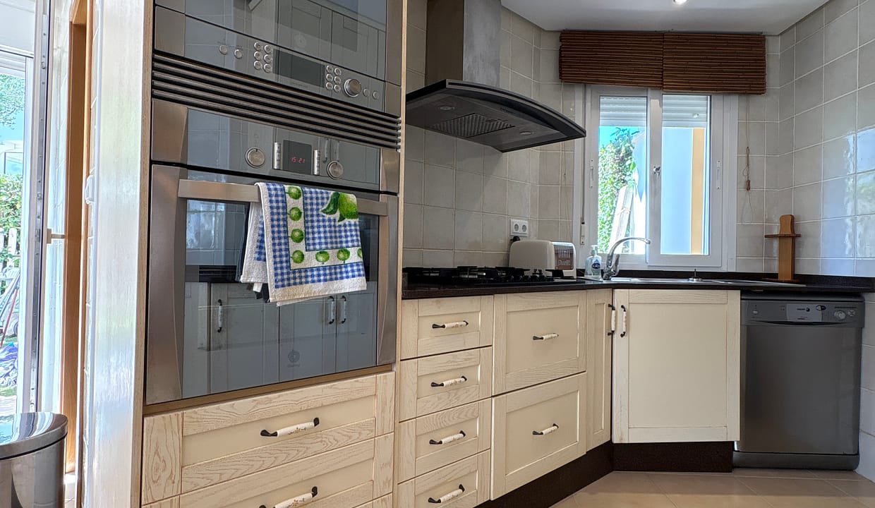 DJI_20250423_121812_023