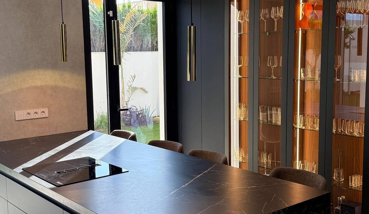 PHOTO-2025-10-01-13-24-40_12