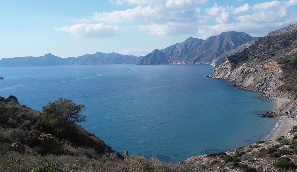 hh73940783-01-image-9