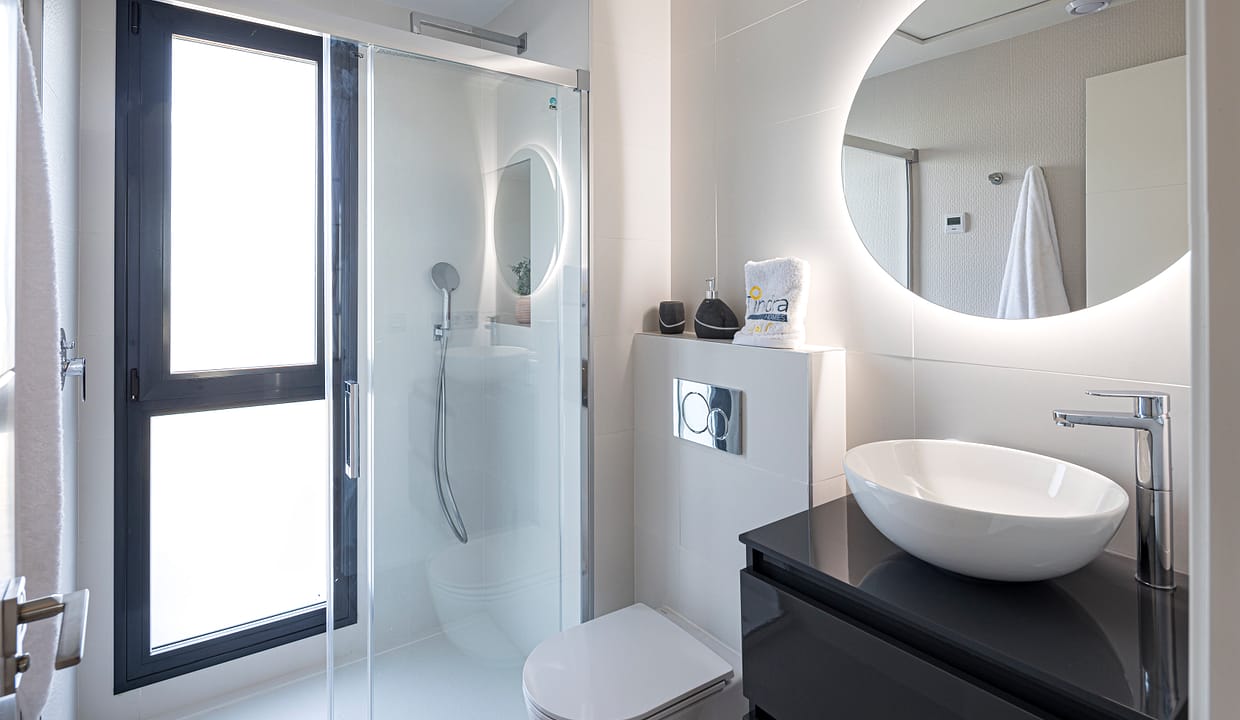 - Tindra Golf 1 - baño planta baja (2)