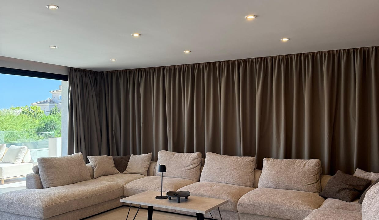 PHOTO-2025-10-01-13-24-39