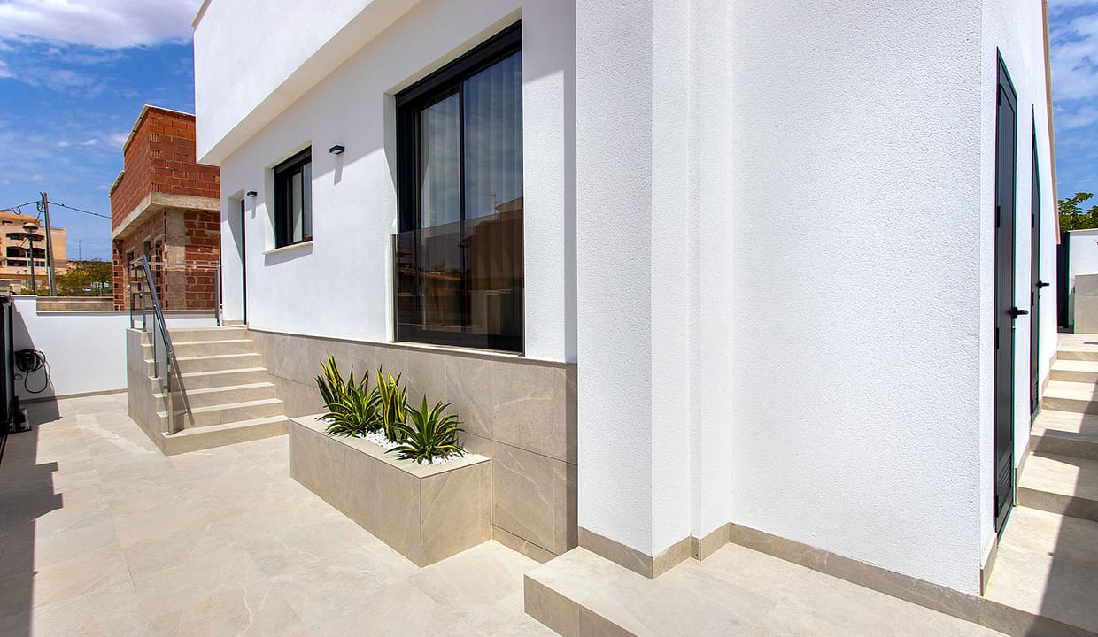 hh64579138-01-image-39