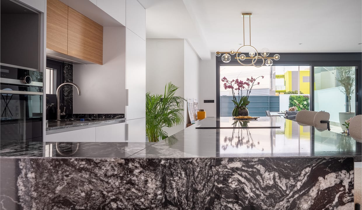 hh36297299-01-image-37