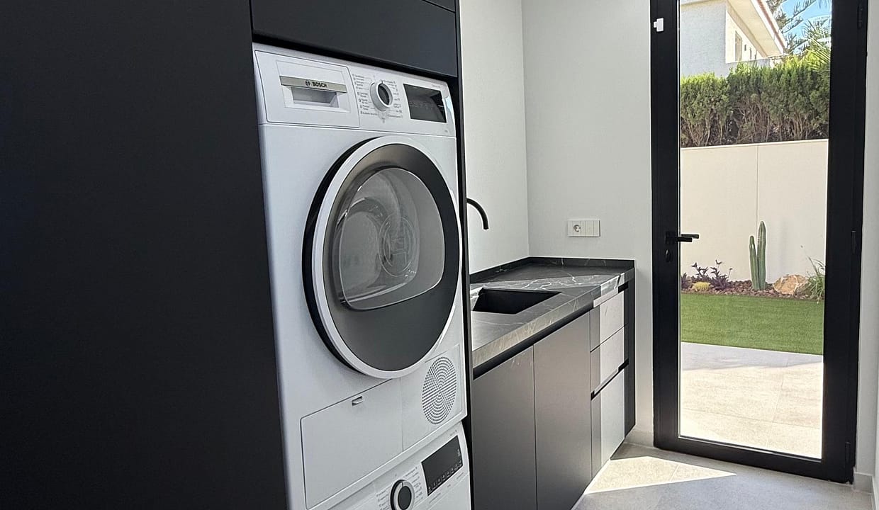 PHOTO-2025-10-01-13-24-40_13