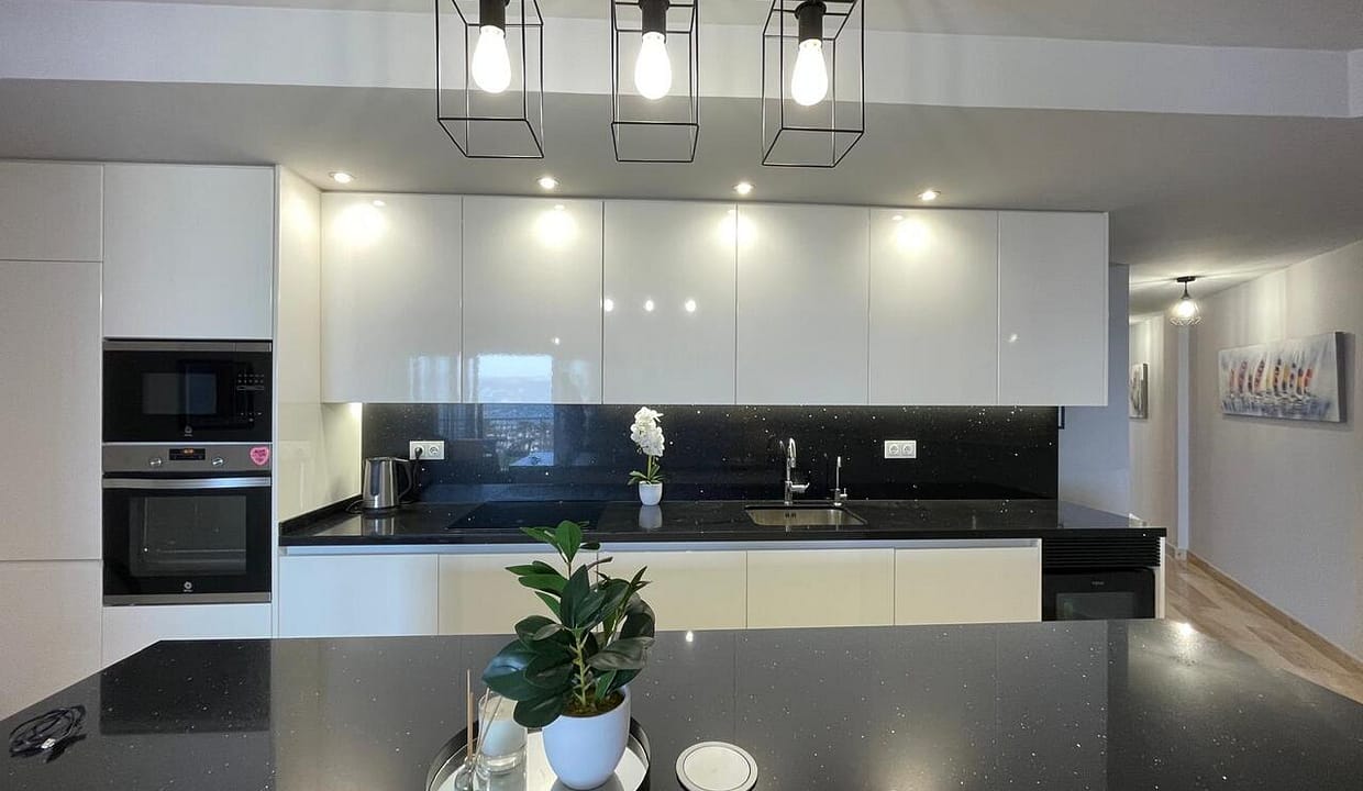 3 bedroom apartment in Lo Pagan 24