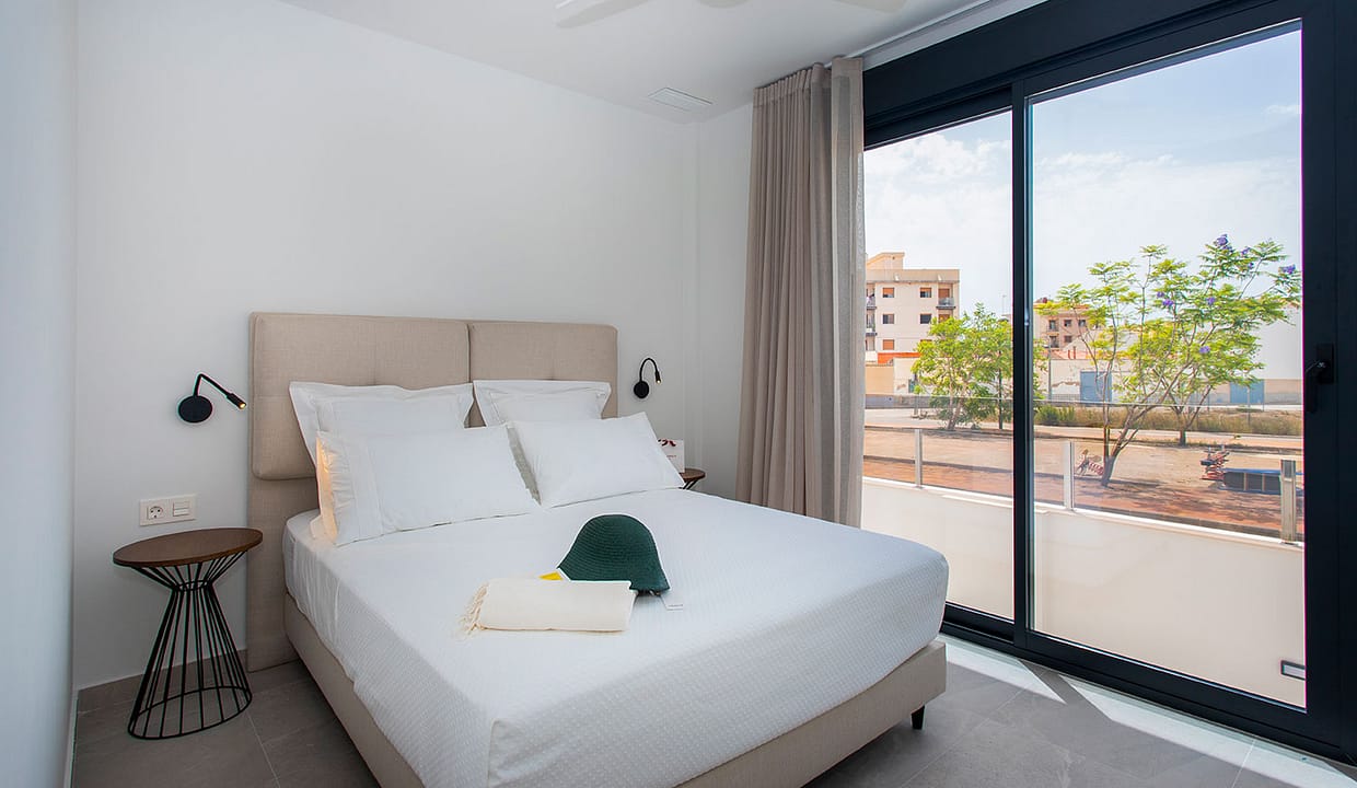 hh64579138-01-image-30