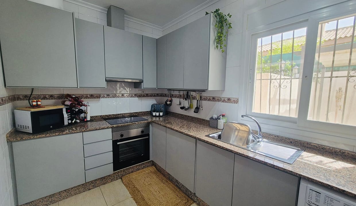 3 Bed, 2 Bath Detached Villa For Sale - Urbanisation Lo Santiago, Murcia 7