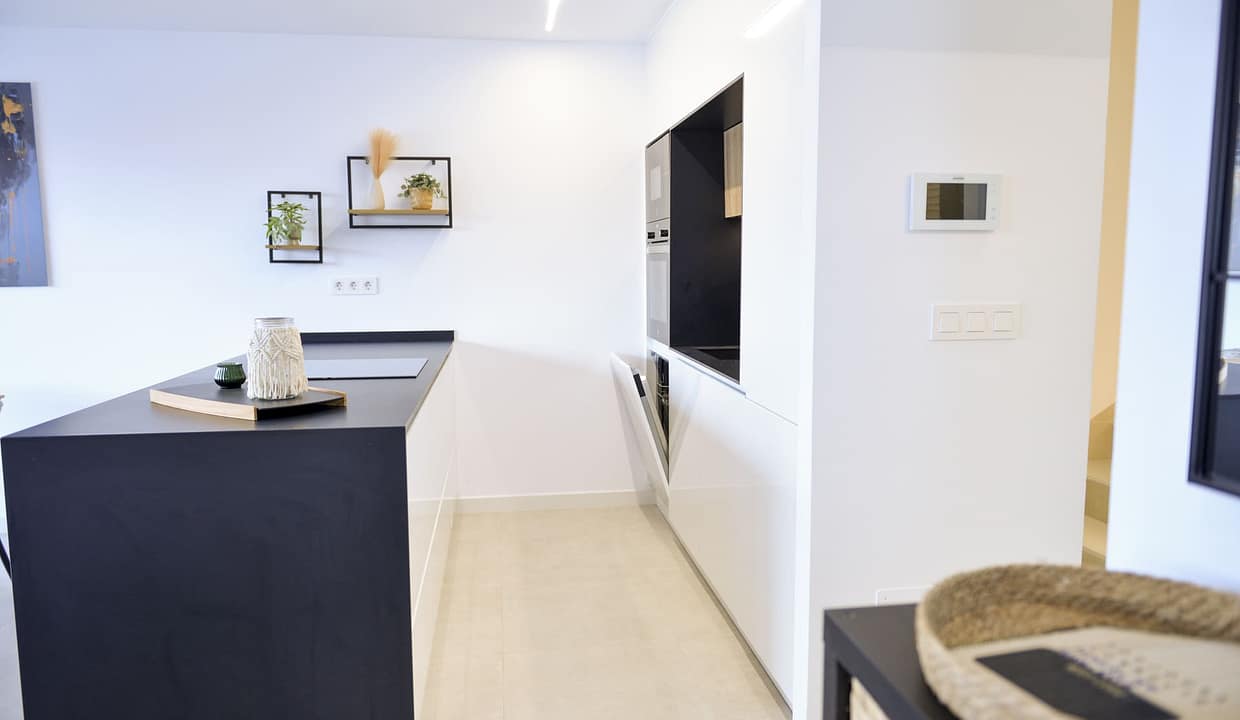 hh47196261-01-image-23