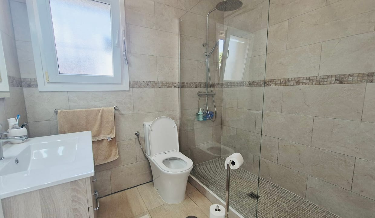 3 Bed, 2 Bath Detached Villa For Sale - Urbanisation Lo Santiago, Murcia 17