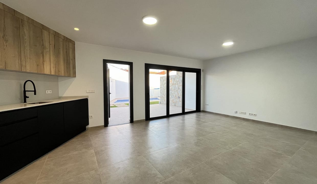 hh40814143-01-image-9