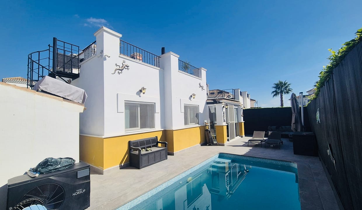 Photo 26-9-25, 12 25 26