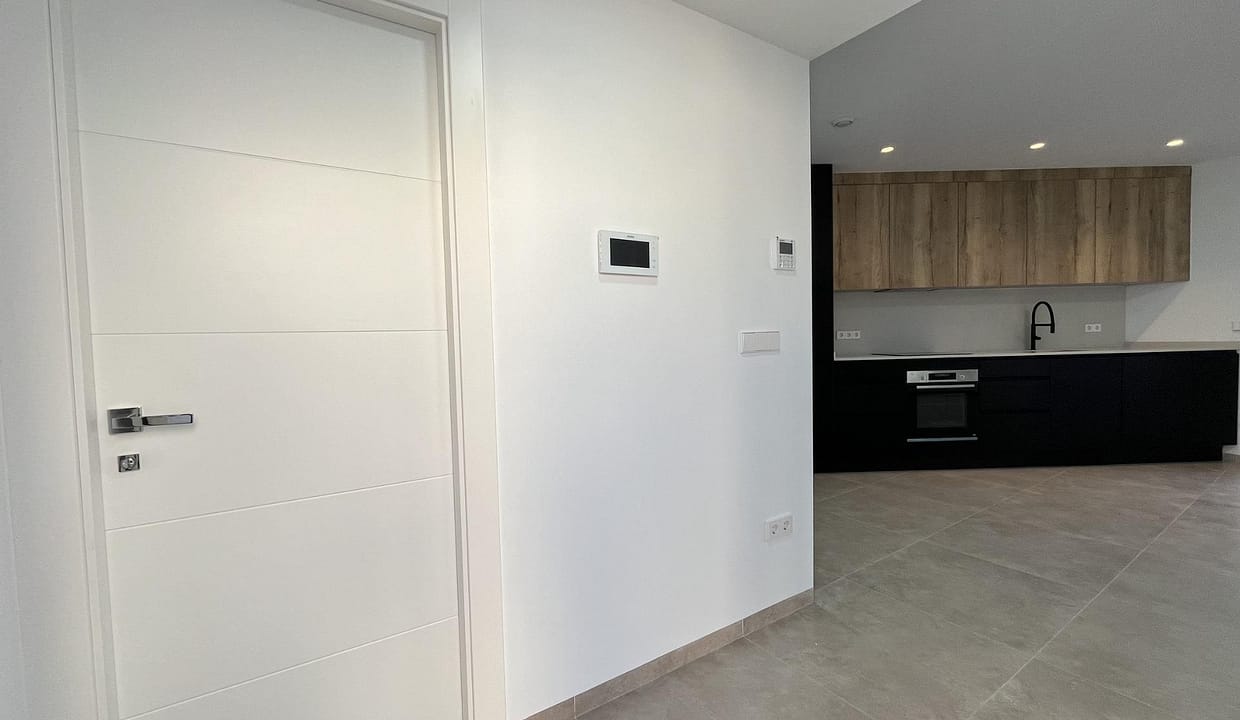 hh40814143-01-image-12