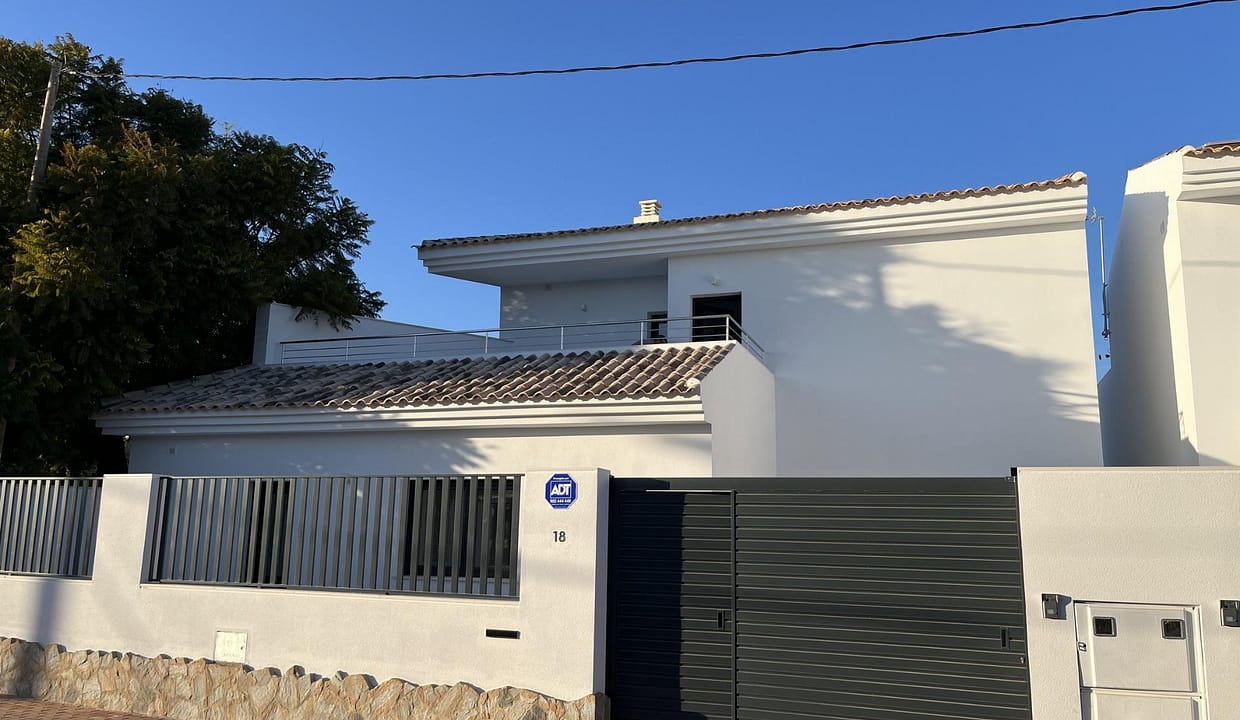 hh40814143-01-image-16