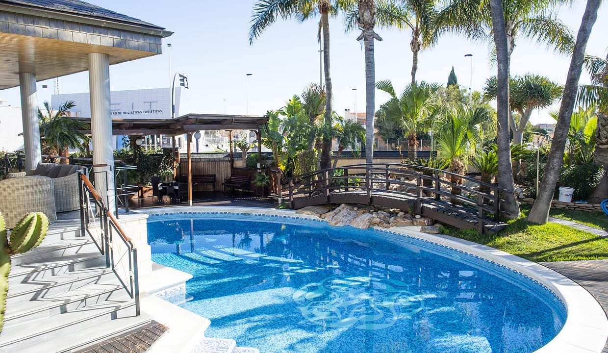 hh59929433-01-image-4