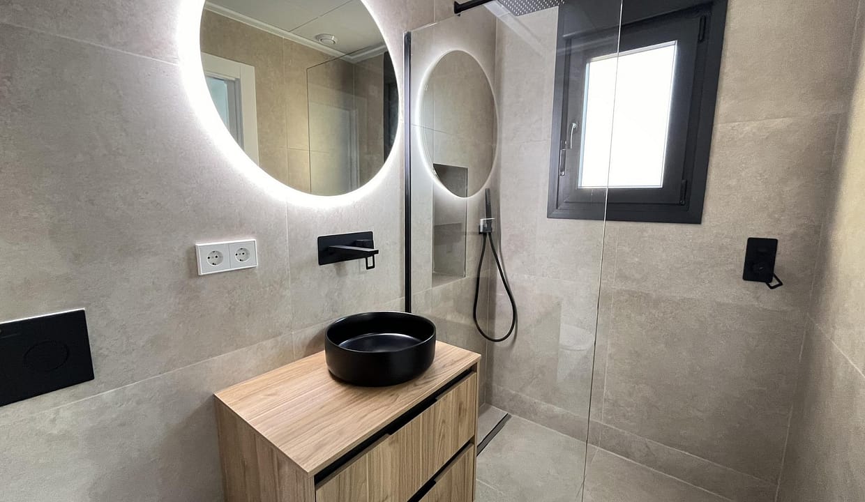 hh40814143-01-image-15