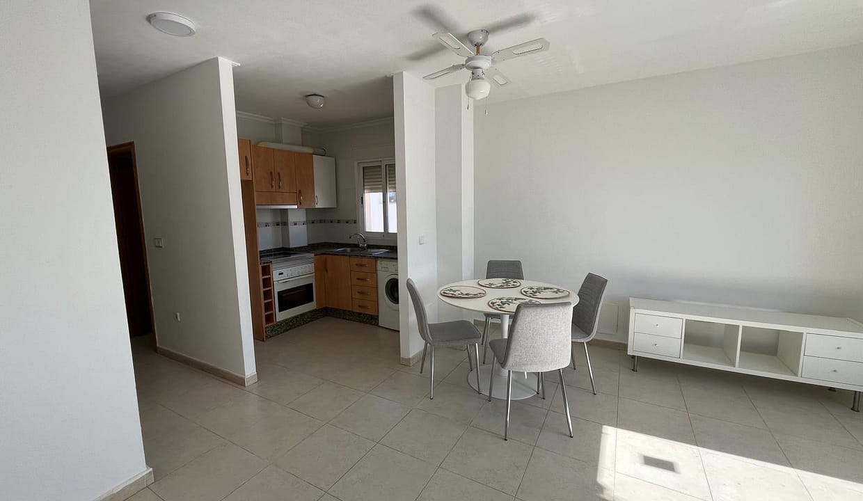 652b8e4f-6e40-4b22-b3d6-172b9ca6c1da