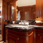 ULYSSES_12_VIP-Bathroom_Ulysses-13_HR-xm7c1xKg