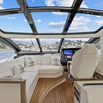 11_Helm-station_THOM7043-lQ6RDySZ