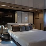 YB_14_Master-stateroom_IMG_1249-Large_LR-ZqTdUnyr