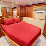 019-Guest-Stateroom-MY-WAY-102-Cheoy-Lee-IMG_9300-IcqKjU7A