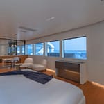 SILVERCAT_10-LLWNsllG