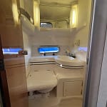 Sealine-F33-bano