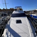 Sealine-F33-exterior
