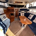 Sealine-F33-salon