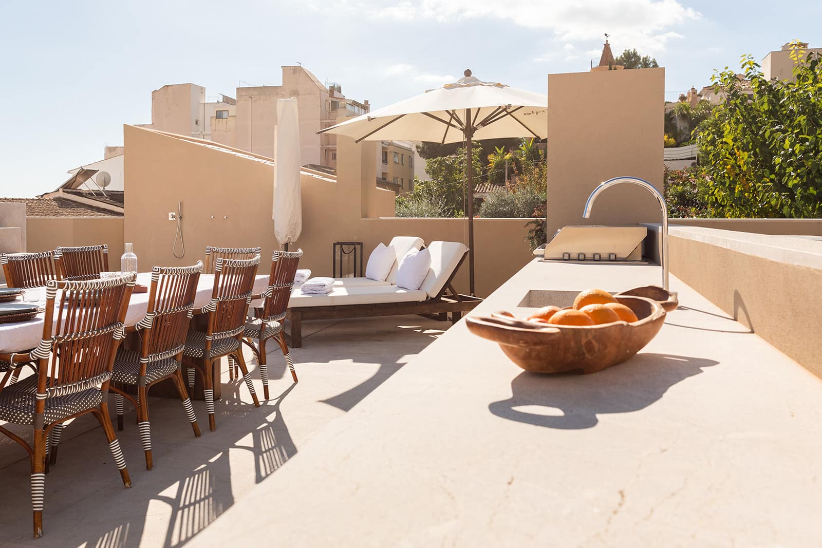 Sophisticated living in a renovated El Terreno Villa 13